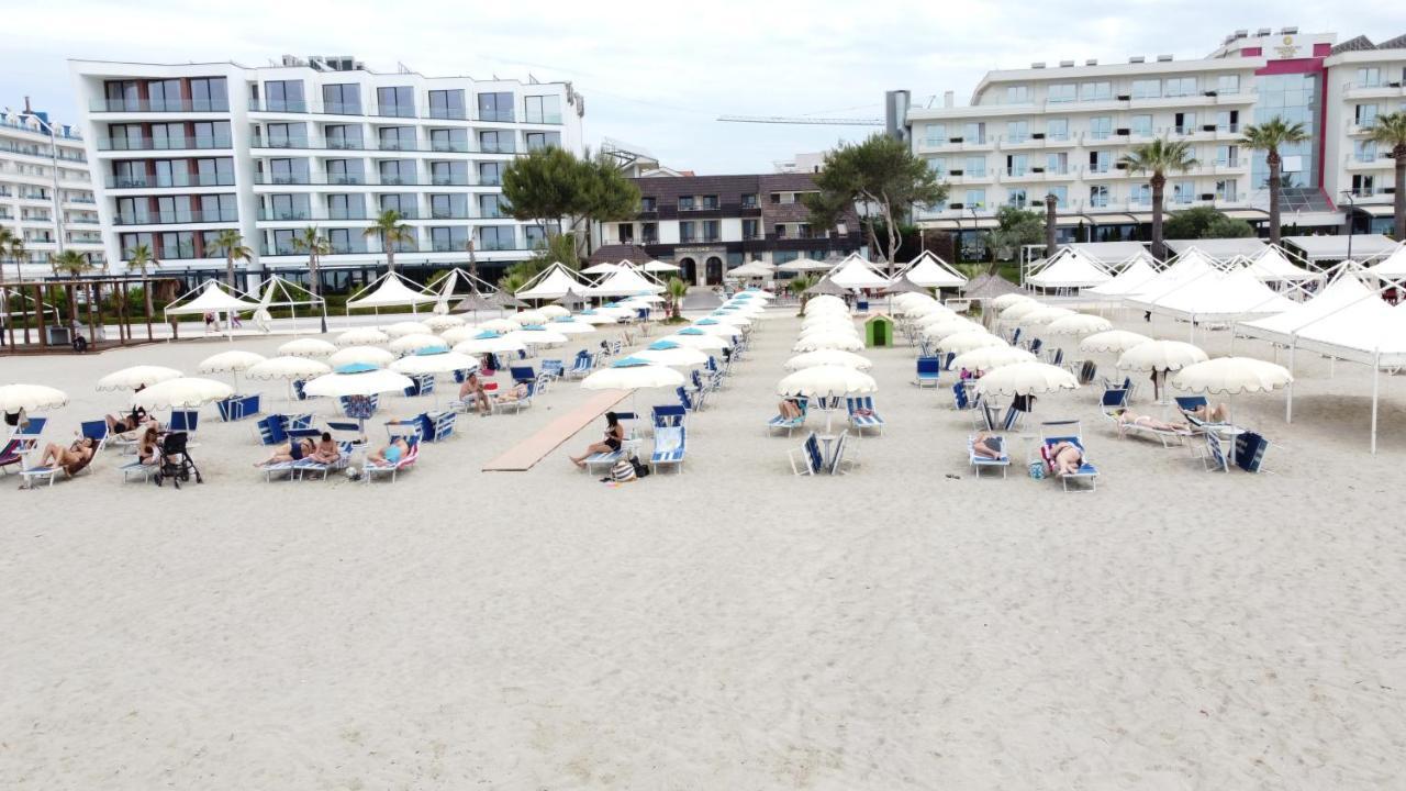 Hotel Oaz Golem  Eksteriør bilde