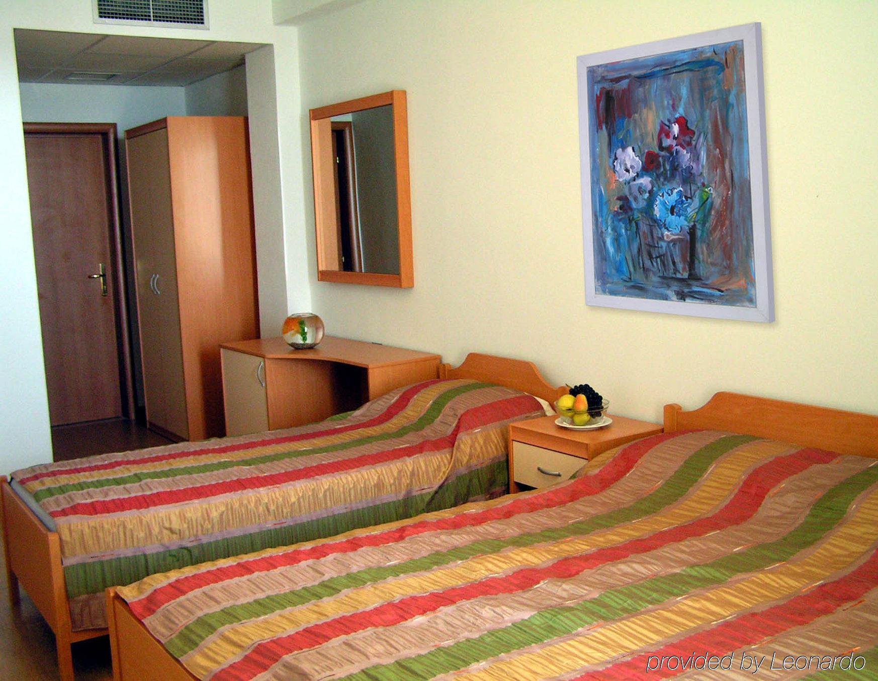 Hotel Oaz Golem  Rom bilde